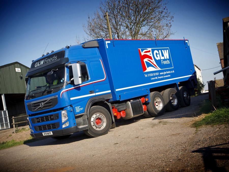 Volvo FM 410 8x4 2010 года  (UK) (фото 3 из 3)